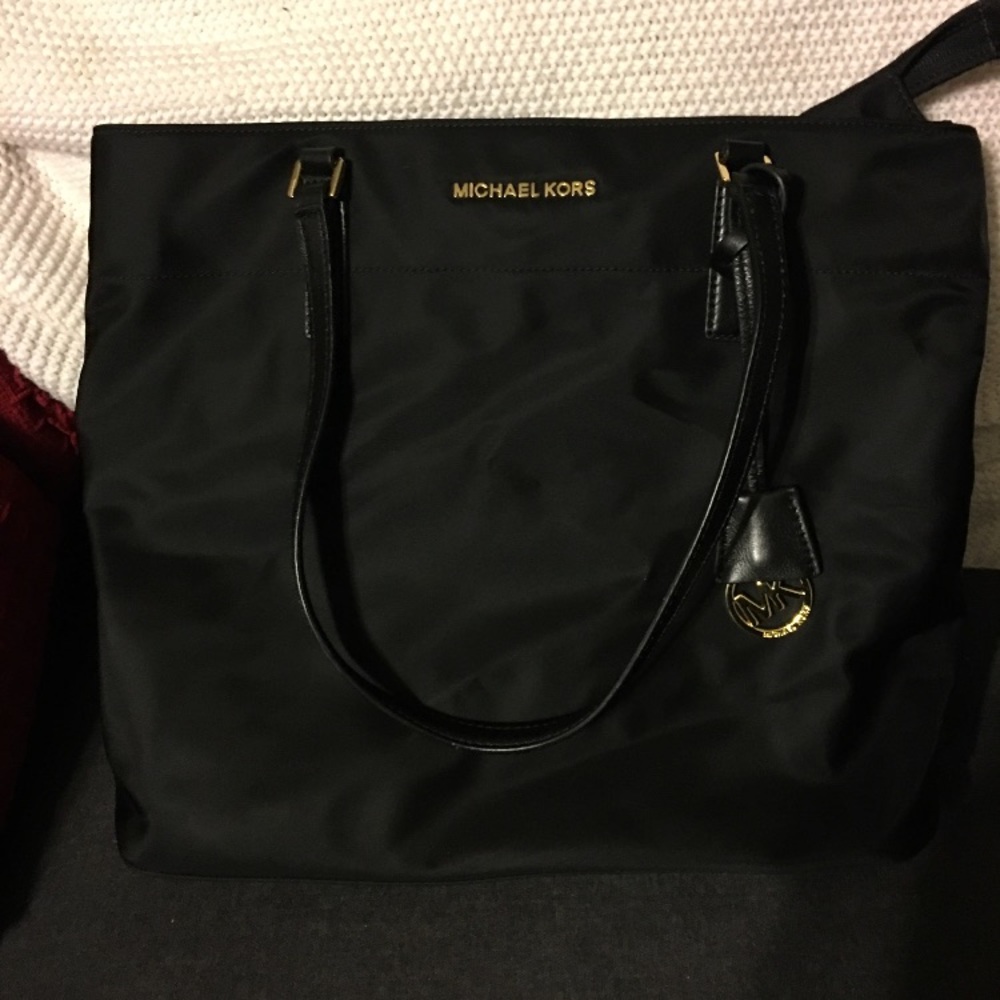2 large vinyl material Michael kors shoulder bags
